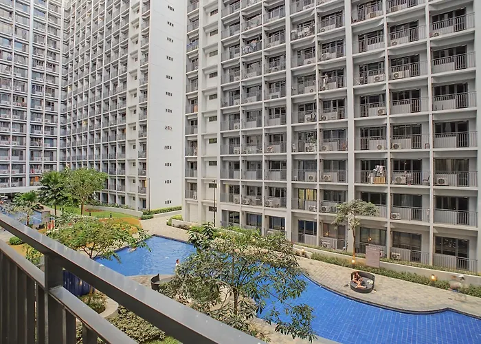 Hotel Cozy 1br Balcony With Pool View Free Parking Manila
