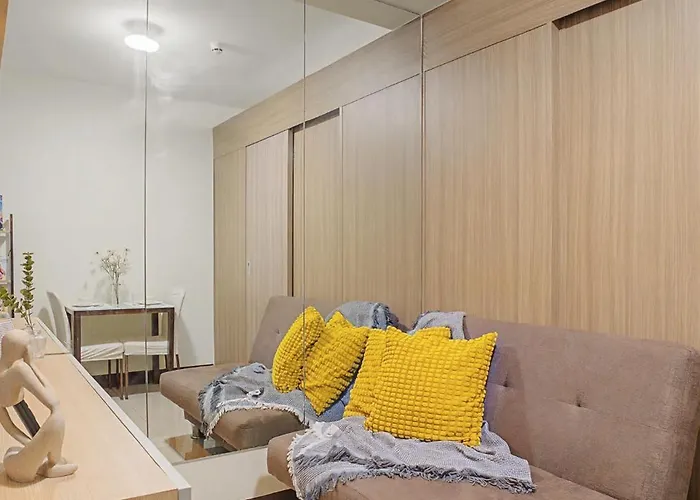 Cozy 1br Balcony With Pool View Free Parking 5*
