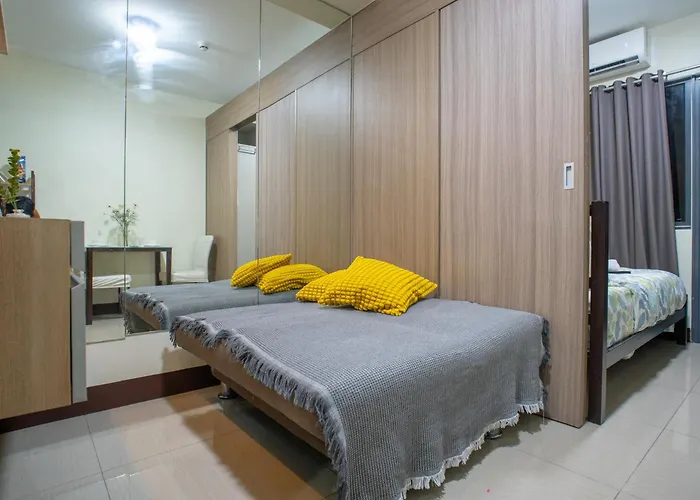 Cozy 1br Balcony With Pool View Free Parking Манила