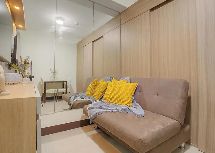 Cozy 1br Balcony With Pool View Free Parking Отель